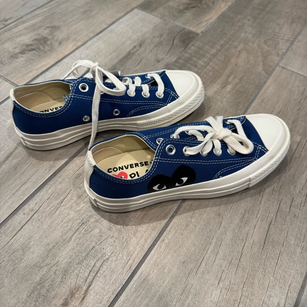 Converse Navy Blue Sneakers